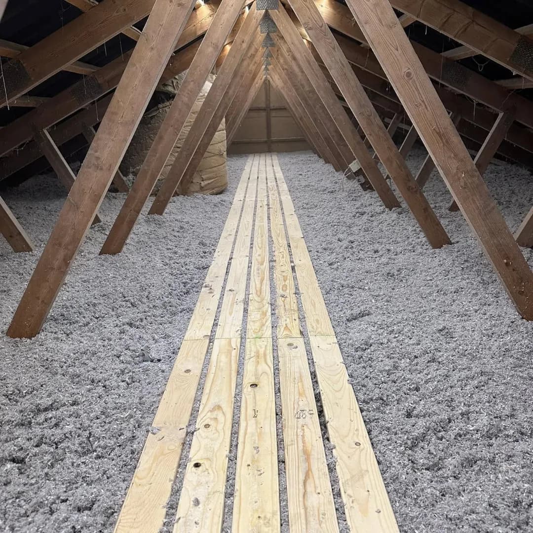 Isolering udlagt på loft